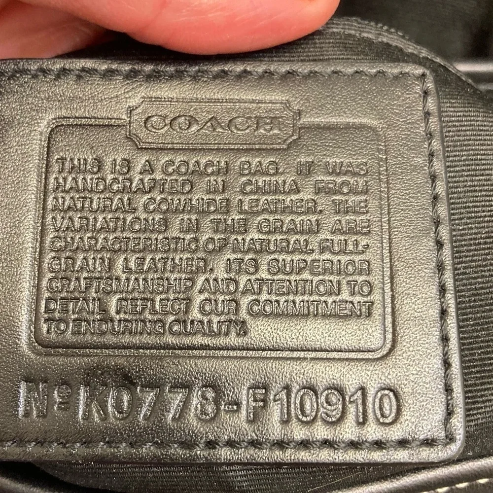 Coach f10910 black leather large soho bag y2k